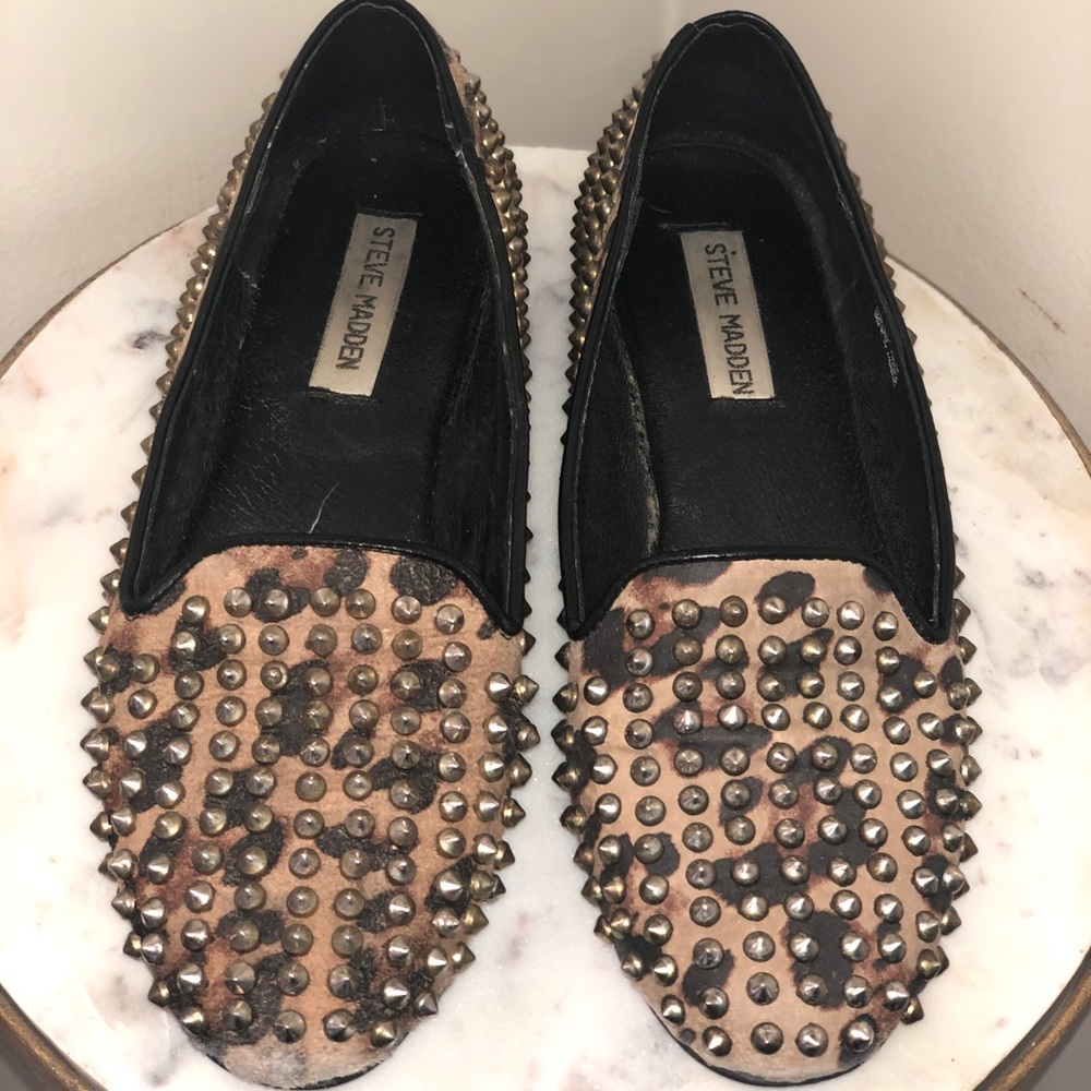 Steve Madden leopard print spiked loafers 🐆